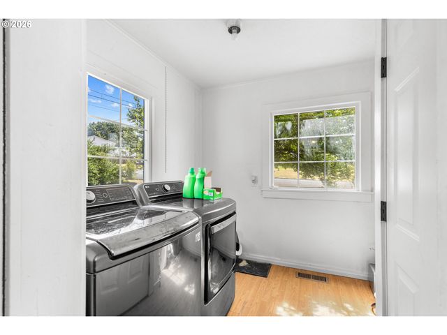 1901 Sw GOODWIN Ave, Pendleton, OR 97801