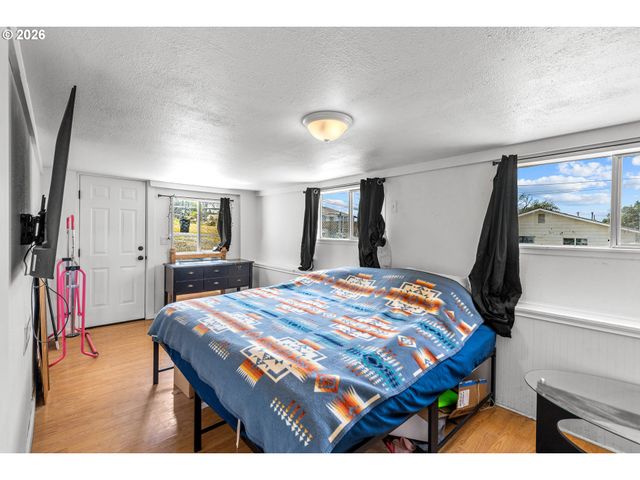 1901 Sw GOODWIN Ave, Pendleton, OR 97801