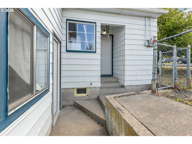 1901 Sw GOODWIN Ave, Pendleton, OR 97801