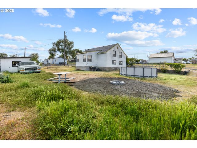 1901 Sw GOODWIN Ave, Pendleton, OR 97801
