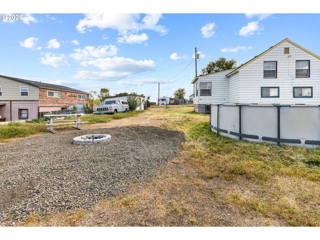 1901 Sw GOODWIN Ave, Pendleton, OR 97801