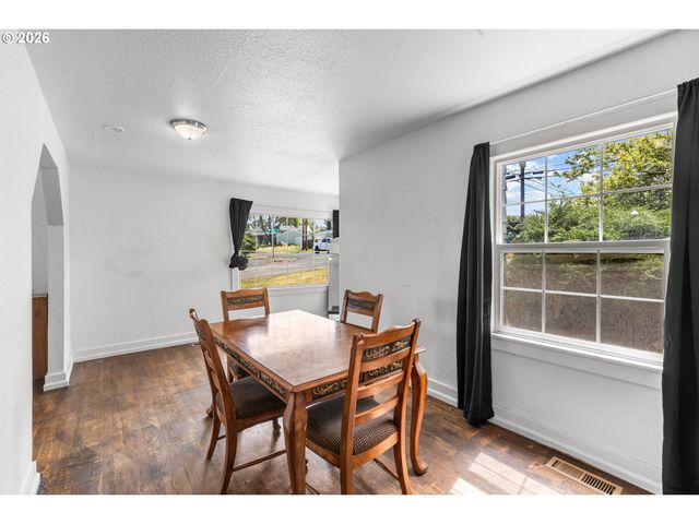 1901 Sw GOODWIN Ave, Pendleton, OR 97801
