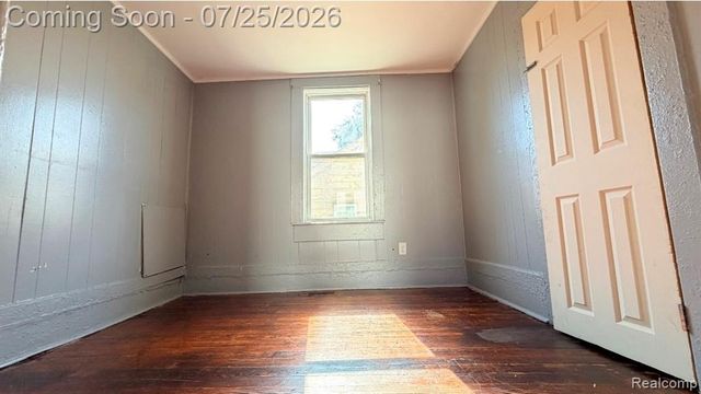 7068 Ford Avenue, Warren, MI 48091