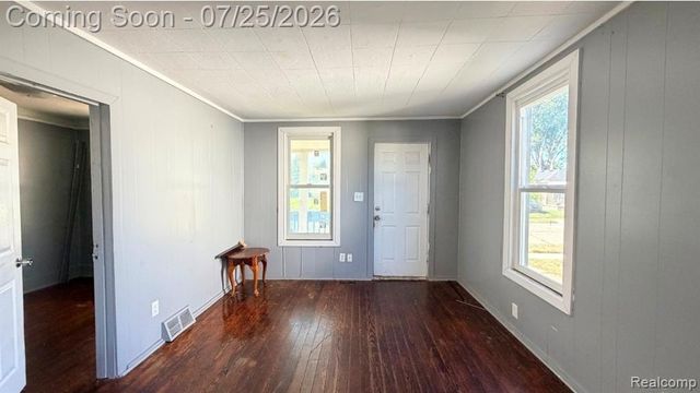 7068 Ford Avenue, Warren, MI 48091