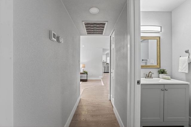 6410 Rolling Way, Carmichael, CA 95608