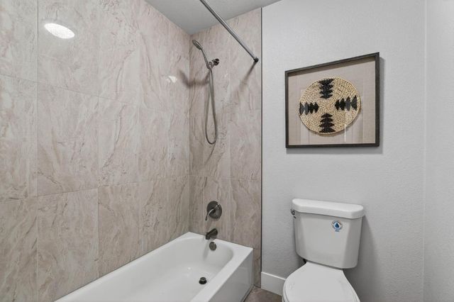 6410 Rolling Way, Carmichael, CA 95608