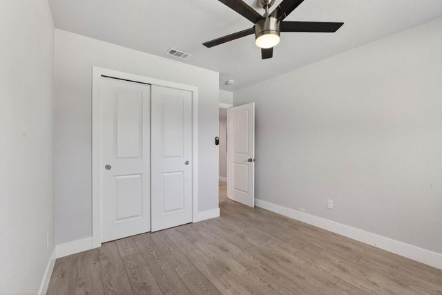 6410 Rolling Way, Carmichael, CA 95608