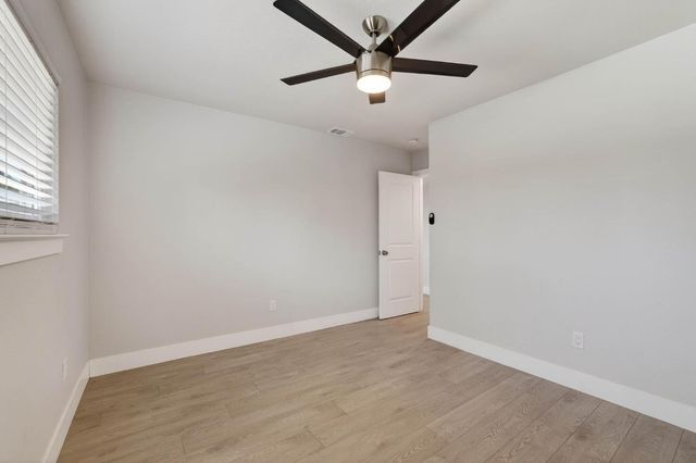 6410 Rolling Way, Carmichael, CA 95608