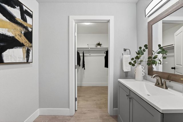 6410 Rolling Way, Carmichael, CA 95608