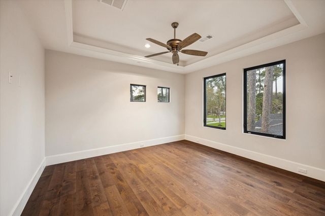 318 Knipp Road, Houston, TX 77024