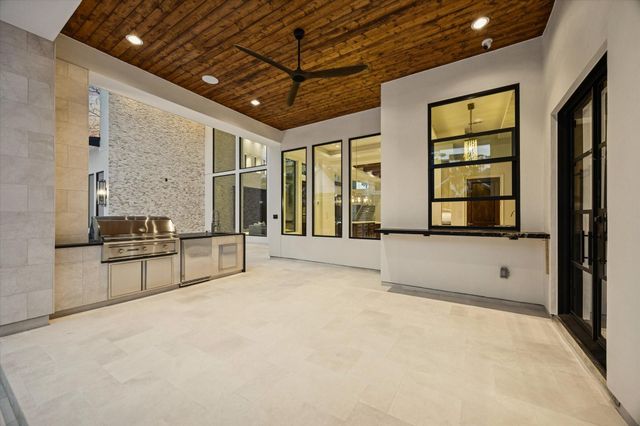 318 Knipp Road, Houston, TX 77024