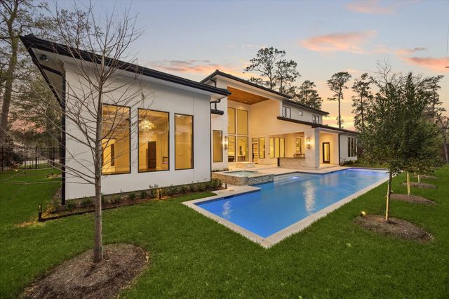 318 Knipp Road, Houston, TX 77024