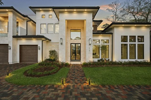 318 Knipp Road, Houston, TX 77024