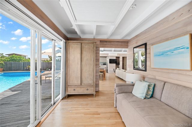 59 Gale Avenue, Seaview, NY 11770