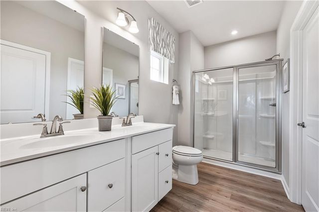 5817 Sherman CT, Virginia Beach, VA 23464