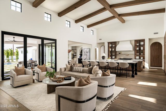 12034 N 68TH Place, Scottsdale, AZ 85254