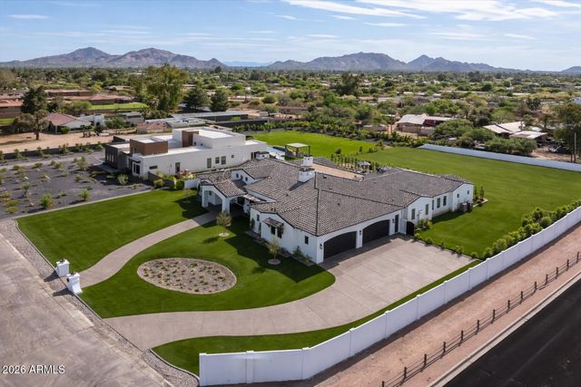 12034 N 68TH Place, Scottsdale, AZ 85254