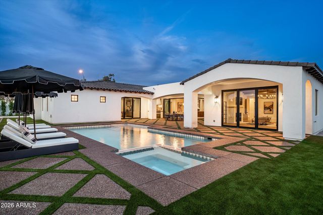 12034 N 68TH Place, Scottsdale, AZ 85254