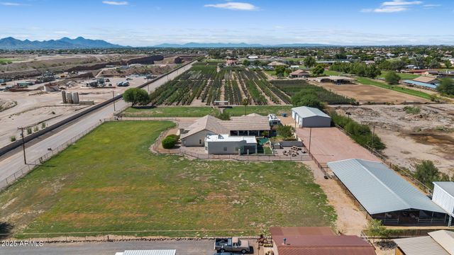 3234 E SHERRY Lane, San Tan Valley, AZ 85140