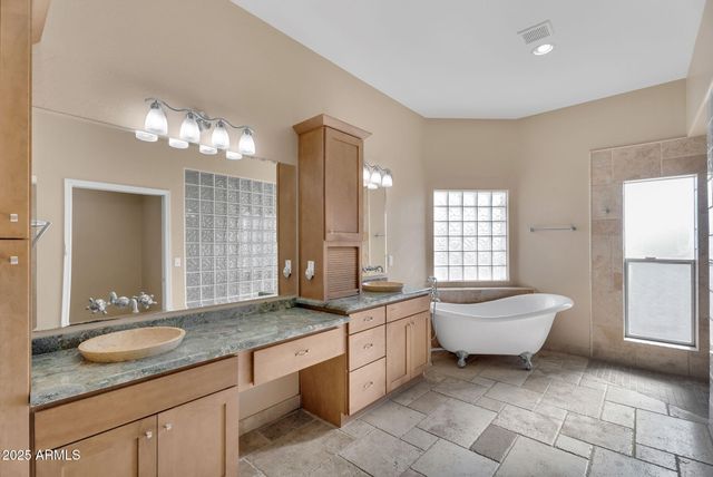 3234 E SHERRY Lane, San Tan Valley, AZ 85140