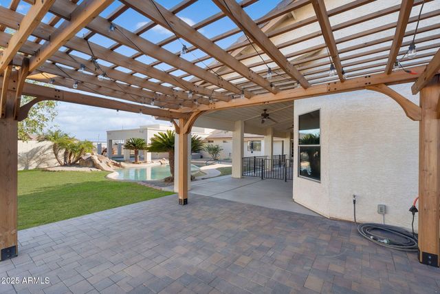 3234 E SHERRY Lane, San Tan Valley, AZ 85140