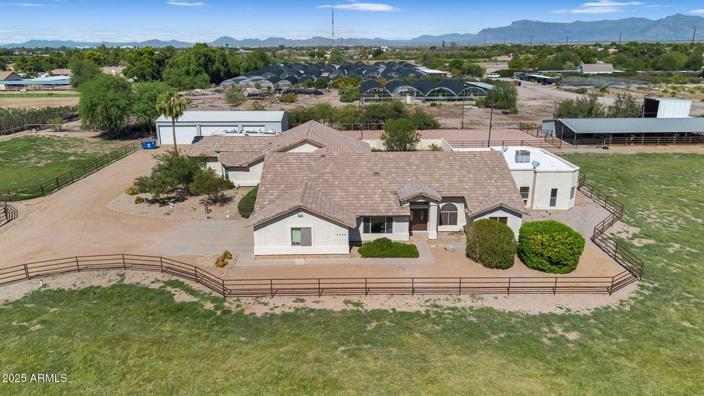 3234 E SHERRY Lane, San Tan Valley, AZ 85140
