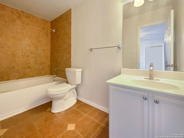 3815 Cherokee, New Braunfels, TX 78132