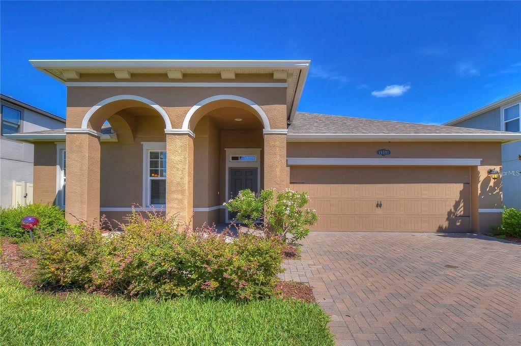 19391 LONG LAKE RANCH BOULEVARD, Lutz, FL 33558