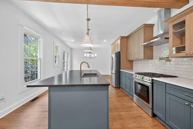 60 Douglas SE Street, Atlanta, GA 30317