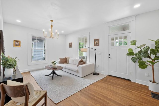 60 Douglas SE Street, Atlanta, GA 30317