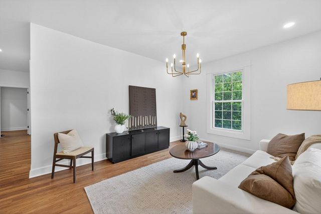 60 Douglas SE Street, Atlanta, GA 30317
