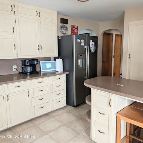 4913 Evansport Road, Defiance, OH 43512