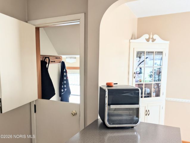 4913 Evansport Road, Defiance, OH 43512