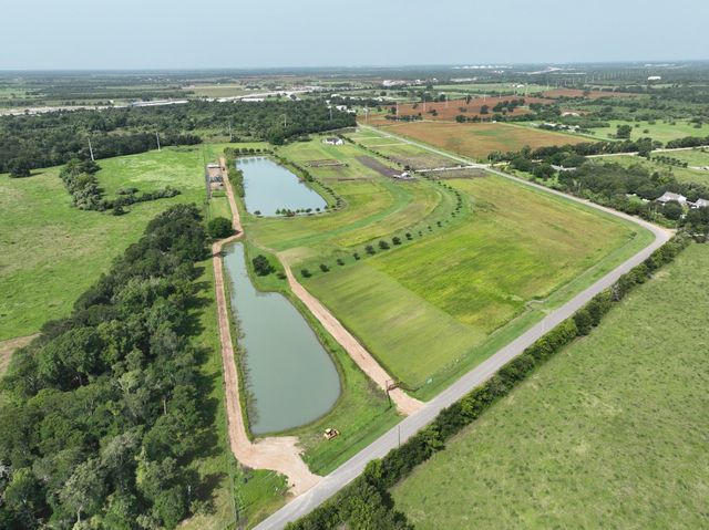 1260 Bartlett Rd Road, Sealy, TX 77474