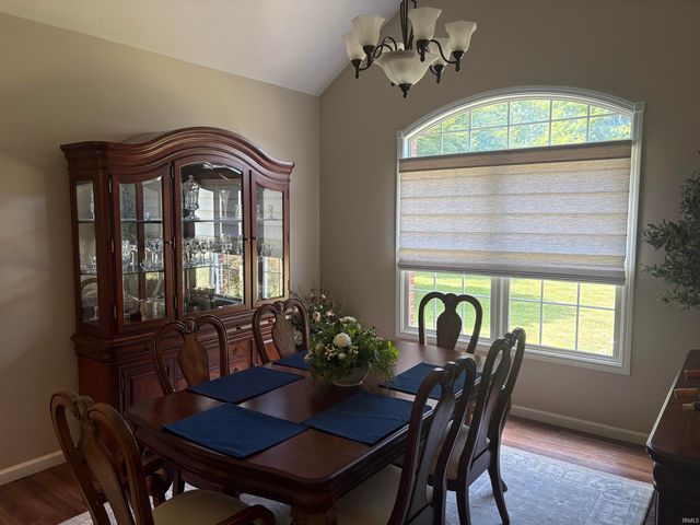 3782 N River Bluff Road, Vincennes, IN 47591