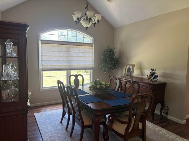 3782 N River Bluff Road, Vincennes, IN 47591