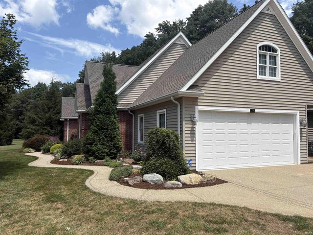 3782 N River Bluff Road, Vincennes, IN 47591