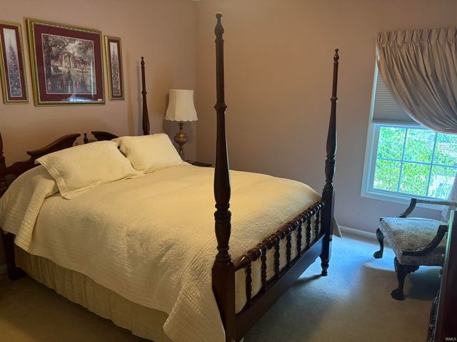 3782 N River Bluff Road, Vincennes, IN 47591