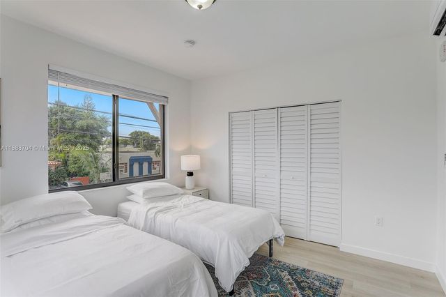 1553 SW 7th St, Miami, FL 33135