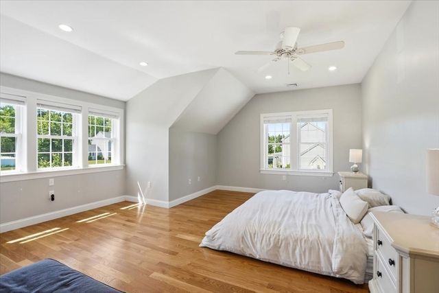 71 Fountain Knoll Ln, Kingston, MA 02364
