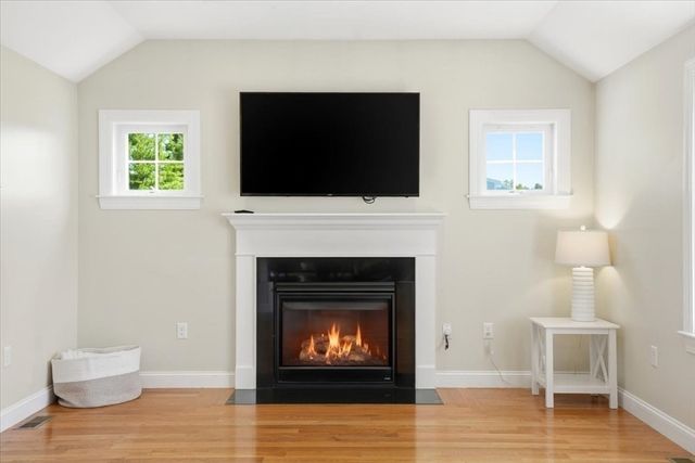 71 Fountain Knoll Ln, Kingston, MA 02364