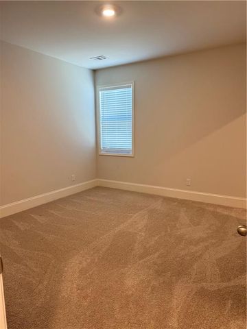 630 Garnet Dr, Acworth, GA 30101