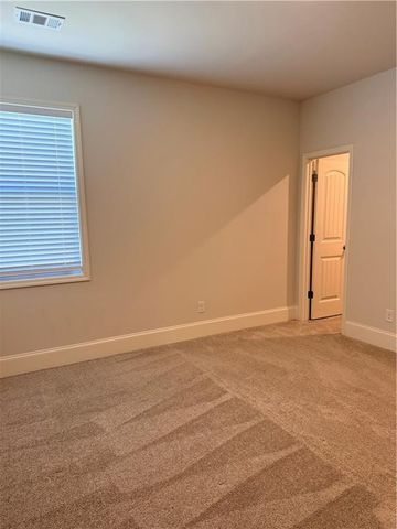630 Garnet Dr, Acworth, GA 30101