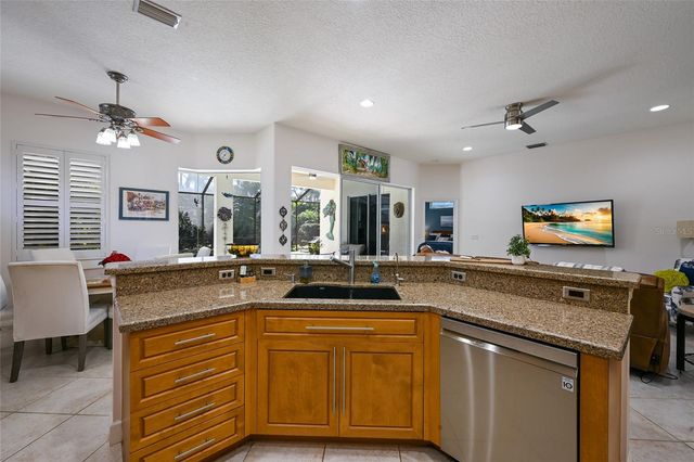 6512 WESTWARD PLACE, Bradenton, FL 34201