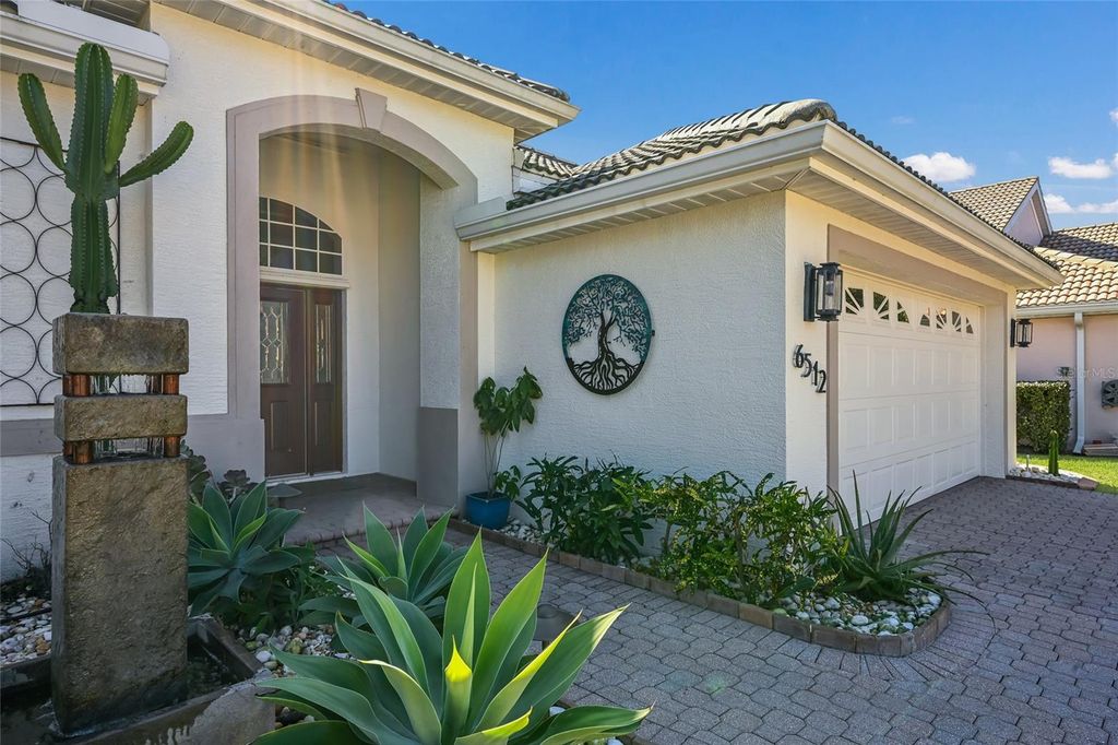 Image 51 of property listing at 6512 WESTWARD PLACE, Bradenton, FL 34201