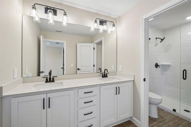 7487 DEER VALLEY CIRCLE, Tampa, FL 33635