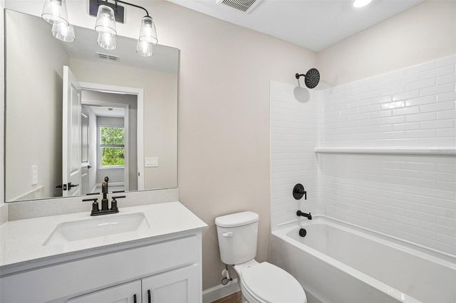 7487 DEER VALLEY CIRCLE, Tampa, FL 33635