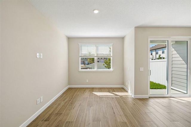 7487 DEER VALLEY CIRCLE, Tampa, FL 33635