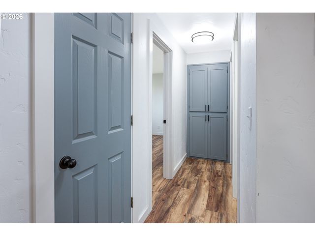 3910 ANDOVER St, Eugene, OR 97404