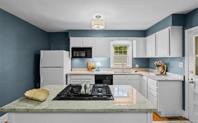 214 Mayflower Drive, Greensboro, NC 27403